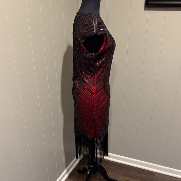 Showgirl Sequin Beaded Fringe Formal Chic Black and Red Mini Dress - Picture 2 of 8